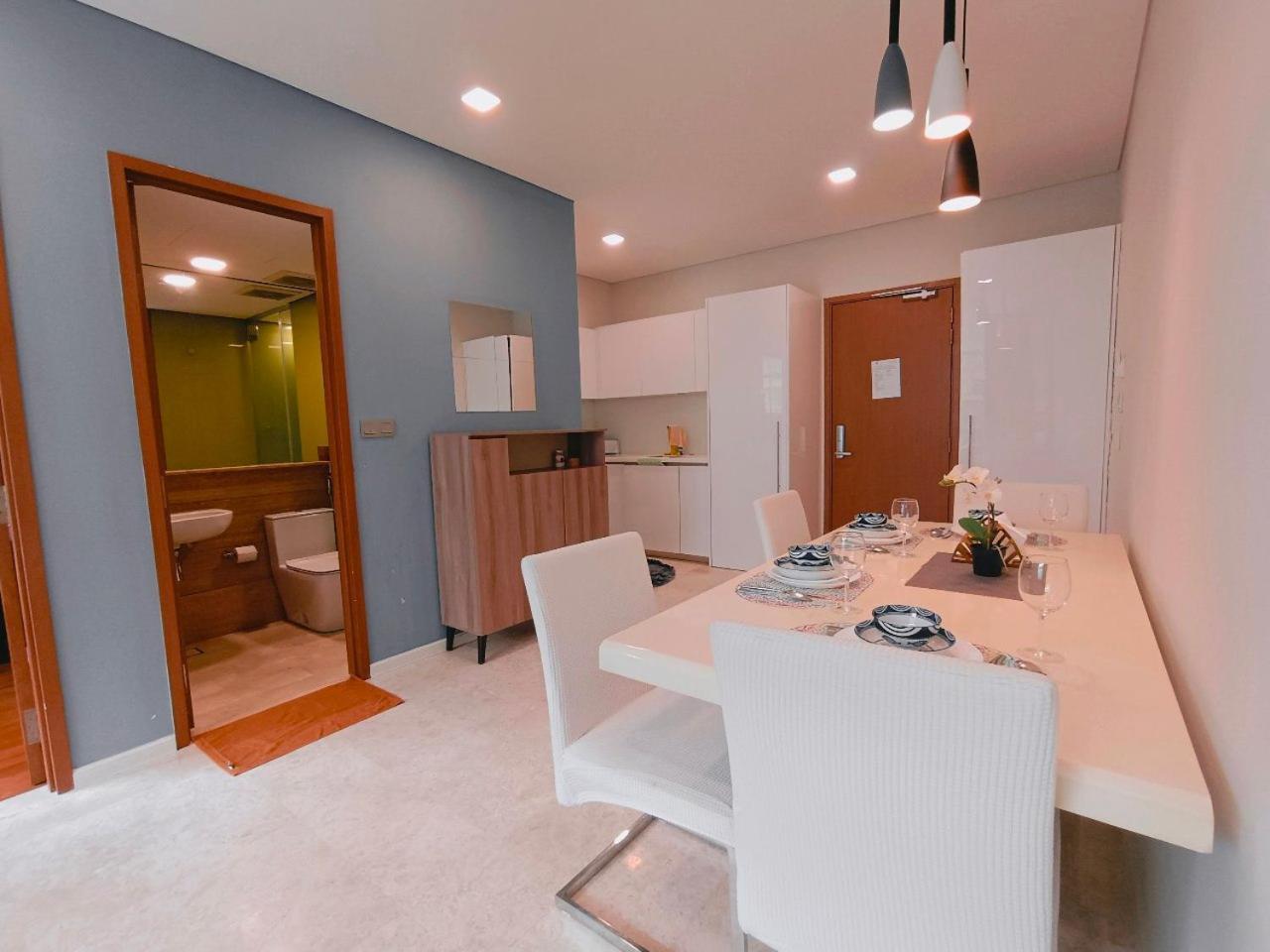 Sky Suites Klcc By Home Stay Kuala Lumpur Exterior photo